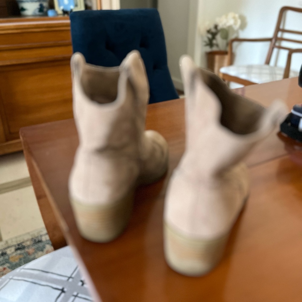 Suede Ranch Boots - Picture 6 of 6